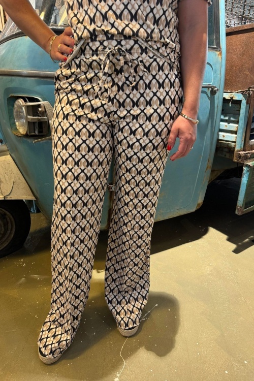 PANT REGULAR - ZWART PRINT