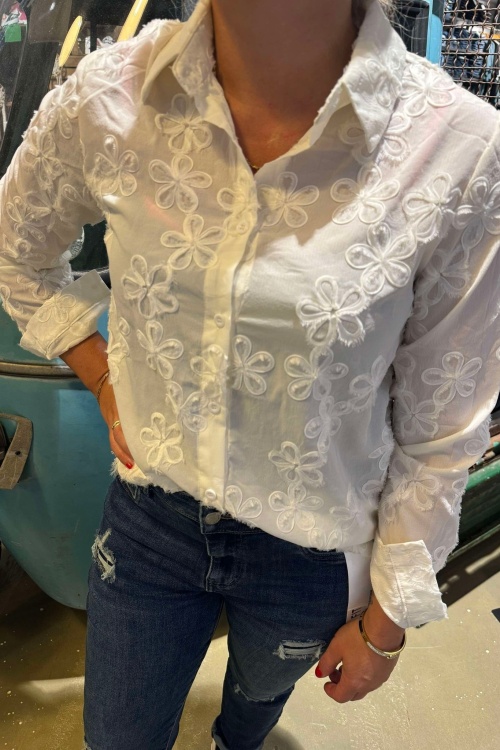 C6620 BLOUSE - OFWHITE BLOEM