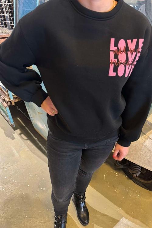 SWEATER LOVE - ZWART